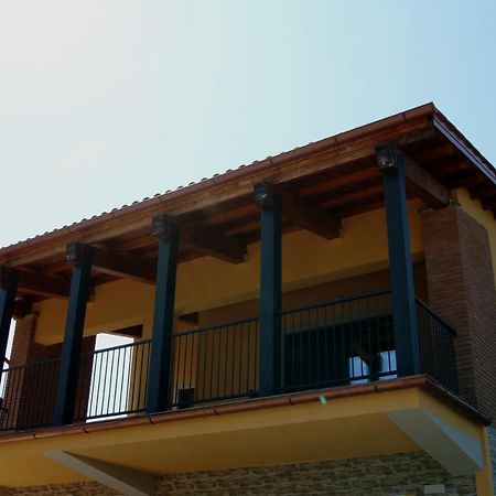Al Ginepro Bed and Breakfast Montecchio  Exteriör bild